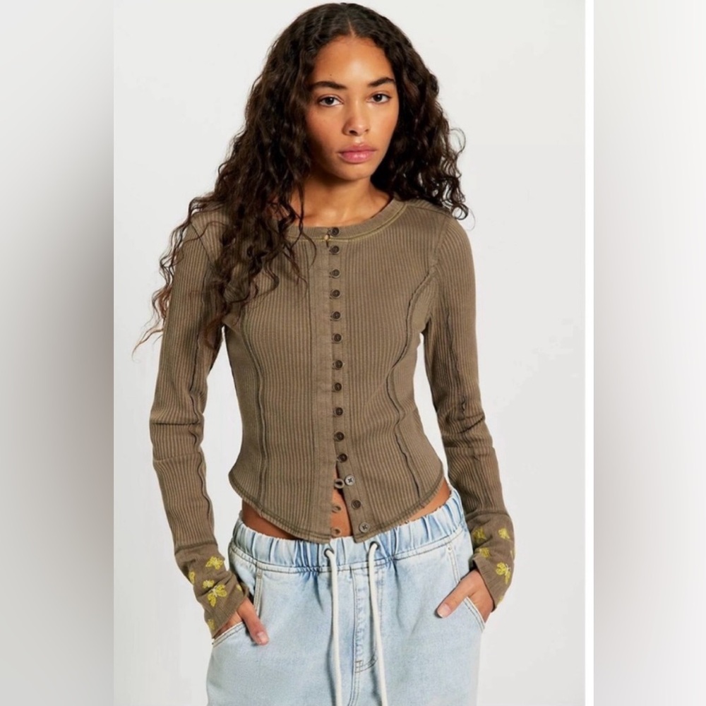 We the Free Daria Butterfly cuff cardi xs